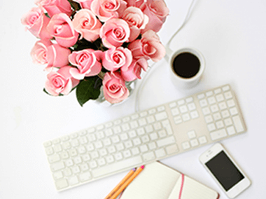 3 razones por las que debes tener flores en tu oficina